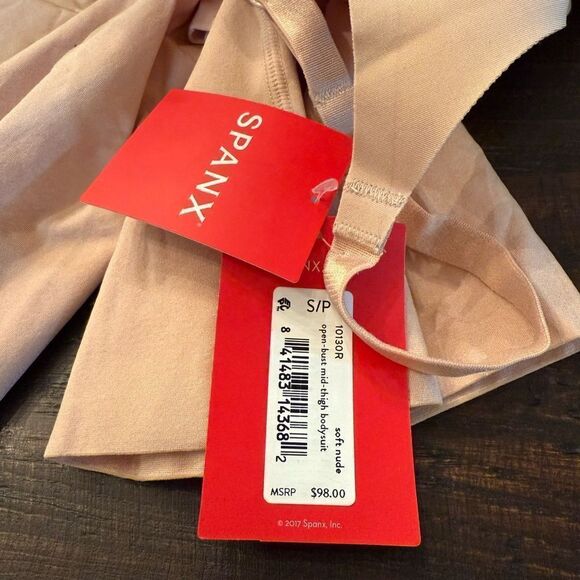 NWT SPANX Sculpt OnCore Open-Bust Mid-Thigh Bodysuit - Picture 3 of 4